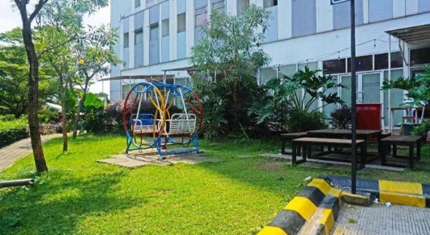 Oyo 91593 San San Rooms Apartment Gunung Putri Square Bogor Zewnętrze zdjęcie