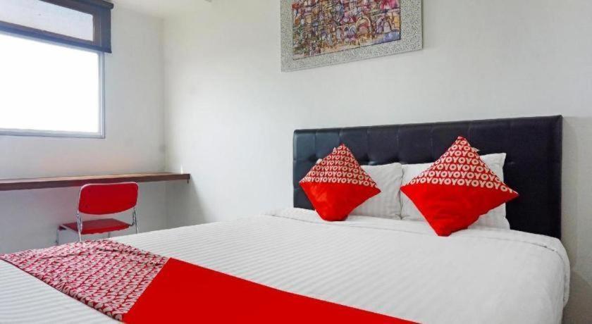 Oyo 91593 San San Rooms Apartment Gunung Putri Square Bogor Zewnętrze zdjęcie
